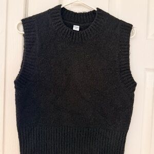 twik Black Knit Sleeveless Vest